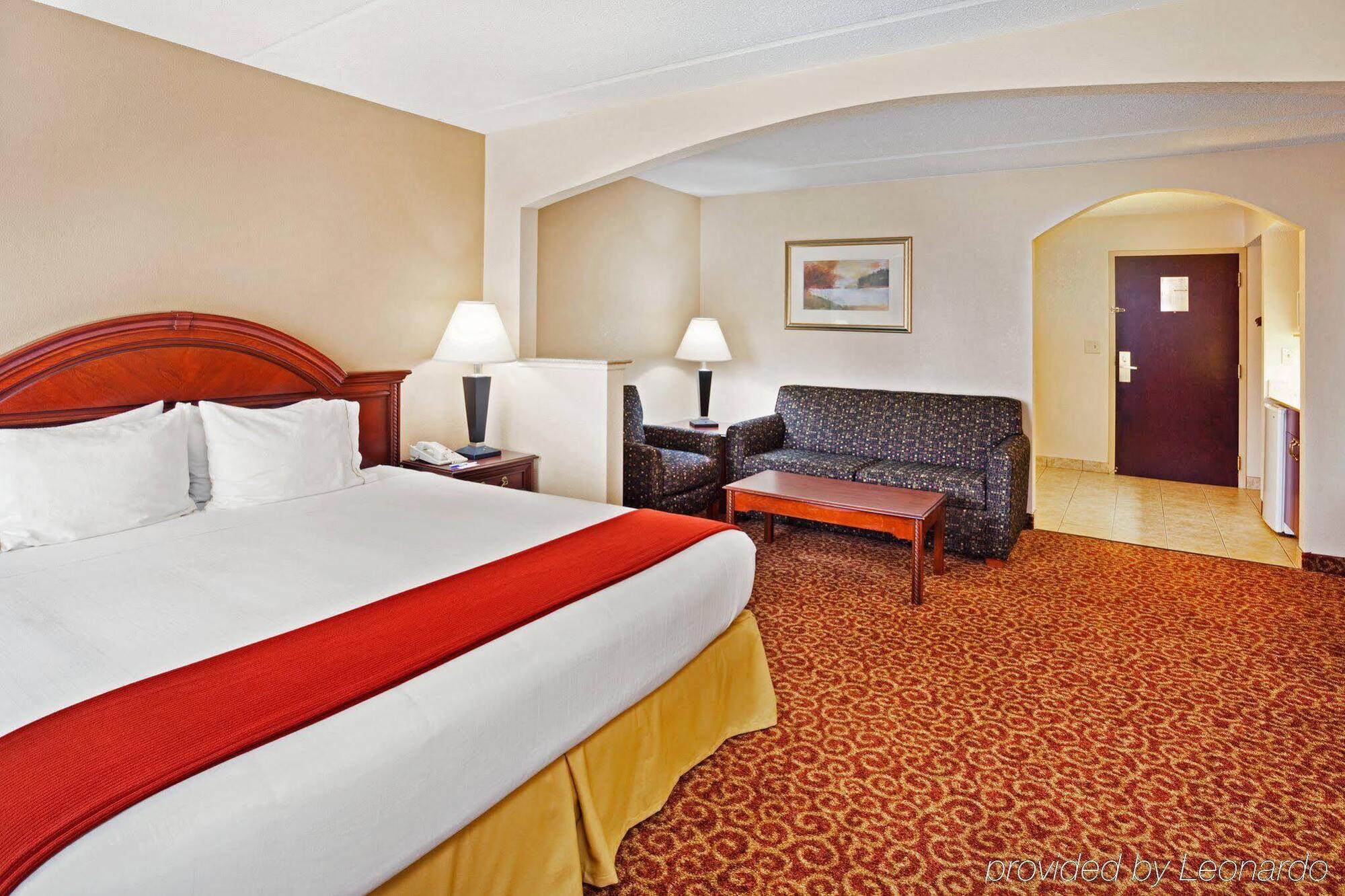 Holiday Inn Express & Suites Kings Mountain - Shelby Area By Ihg Екстер'єр фото